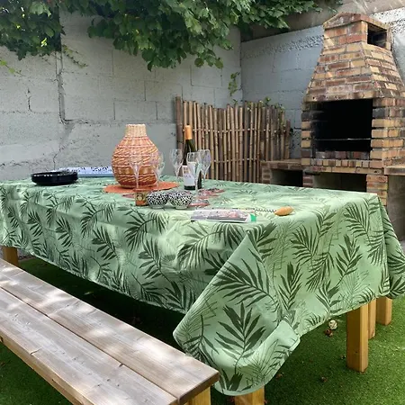 De La Rivière Avec Patio Et Parking Centre