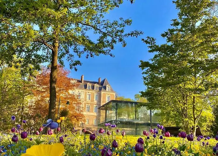 Casa de Férias De La Riviere Avec Patio Et Parking Centre Le Mans