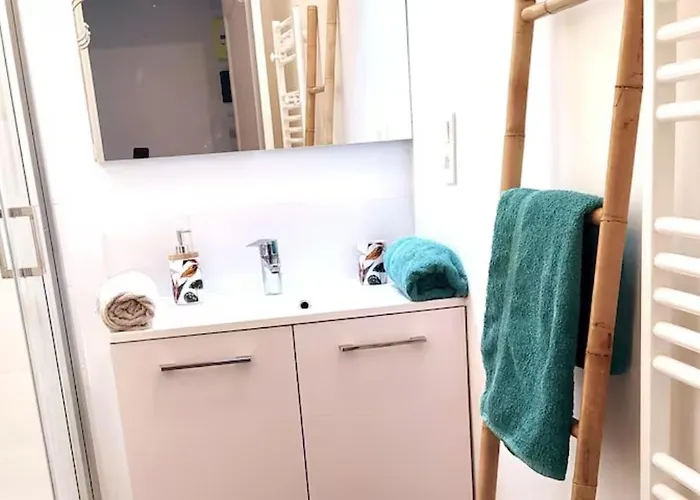 De La Riviere Avec Patio Et Parking Centre Casa de Férias *